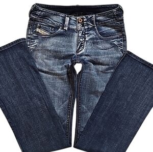 Diesel Industry Denim Division Jeans. Women's Size: Waist 26x32.5 Inseam.